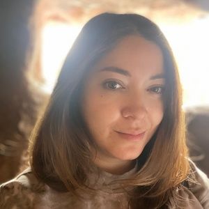 Meet your Posher, Stefanny